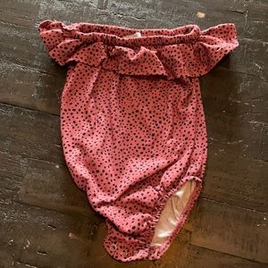 6-9 month flutter sleeve leo